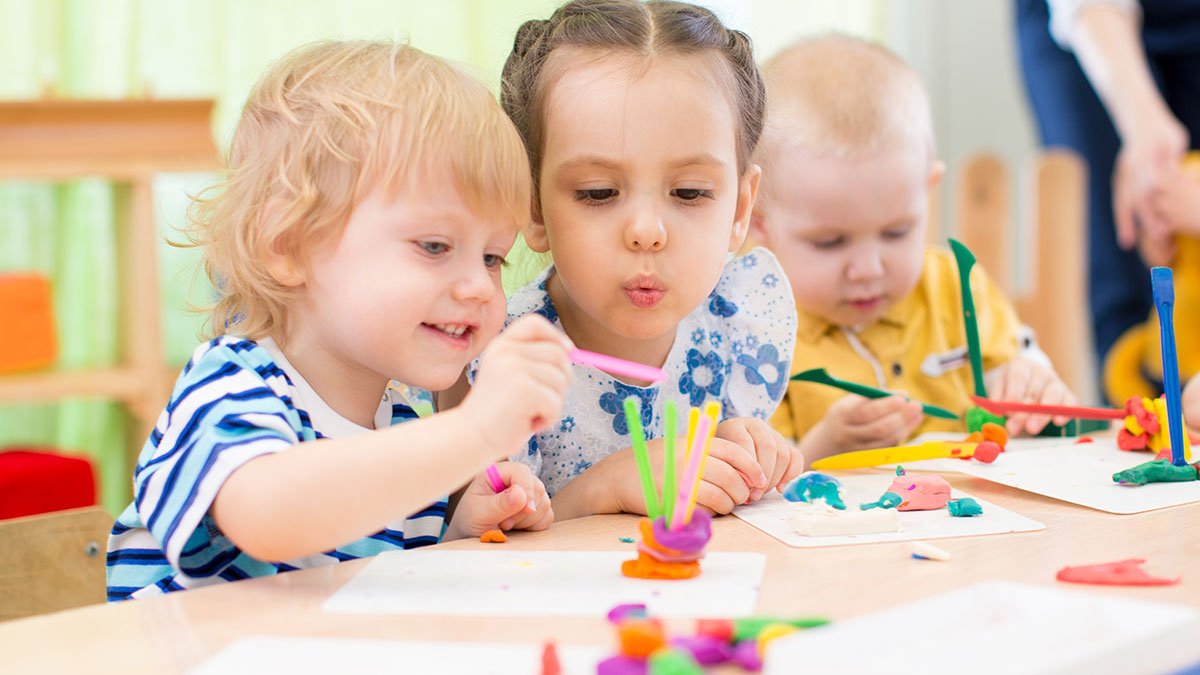 The Essential Guide to Parenting Tips Raising Toddlers: Building a Lifetime of Connection